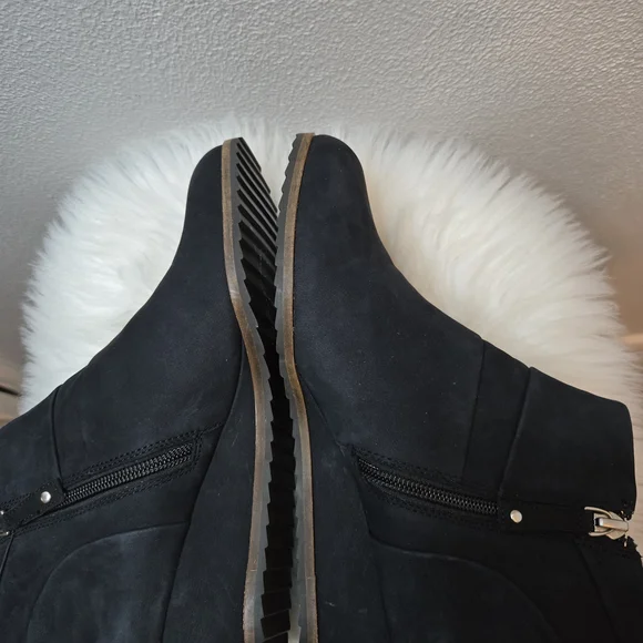 Linea Paolo Womens Wedge Black Ankle Bootie - Picture 8 of 10